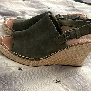 Toms wedge heel